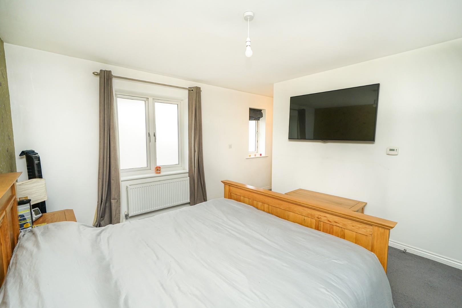 Fieldfare, Leighton Buzzard Quarters Estate Agents